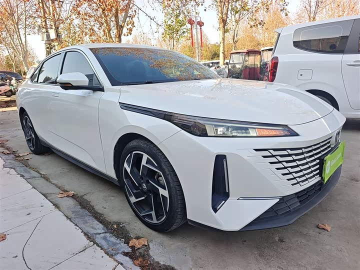 Changan Yida 2023 2023款 蓝鲸NE 1.5T GDI DCT旗舰型