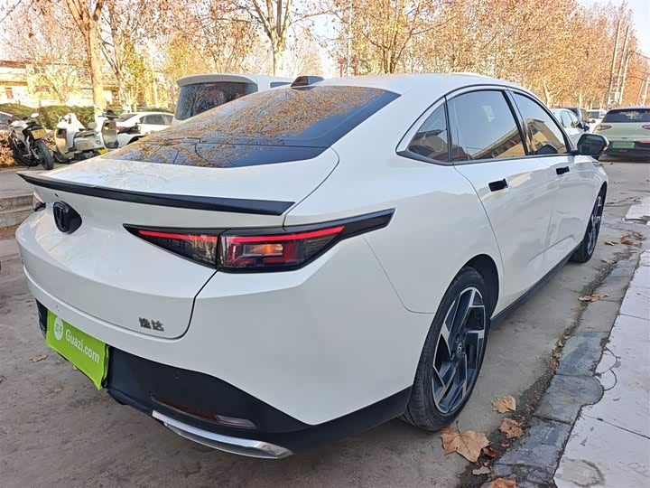 Changan Yida 2023 2023款 蓝鲸NE 1.5T GDI DCT旗舰型