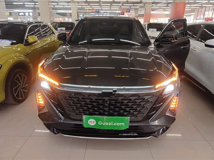 Changan Oshan Z6 Hybrid 2023 2023款 智电iDD 150KM旗舰PLUS智慧泊车版