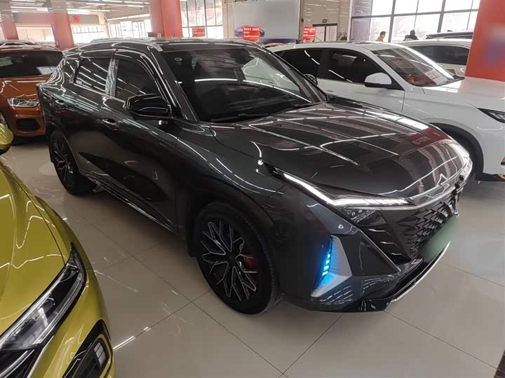 Changan Oshan Z6 Hybrid 2023 2023款 智电iDD 150KM旗舰PLUS智慧泊车版