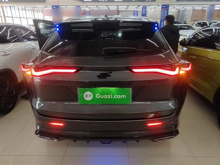 Changan Oshan Z6 Hybrid 2023 2023款 智电iDD 150KM旗舰PLUS智慧泊车版