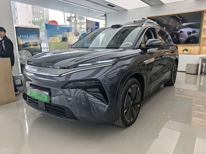 2025 BYD Tang L