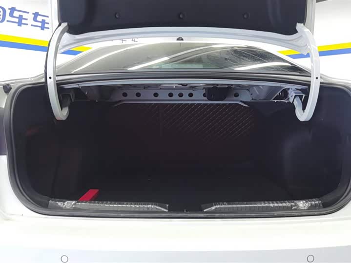 Volkswagen Bora 2025 2025款 200TSI DSG悦行PRO版