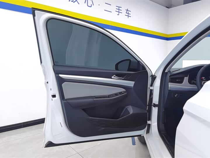 Volkswagen Bora 2025 2025款 200TSI DSG悦行PRO版