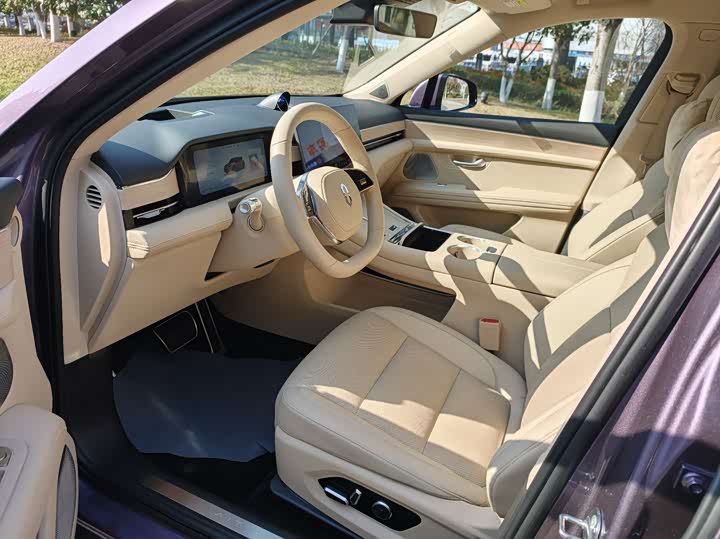 Aito M5 2025 2025款 增程 Ultra 四驱版