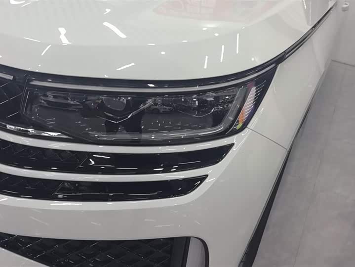 Volkswagen Tavendor 2023 2023款 380TSI 四驱R-Line巡游版