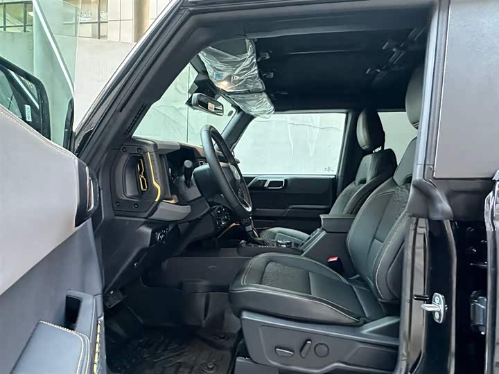 Ford Bronco 2024 2024款 2.3T 荒地