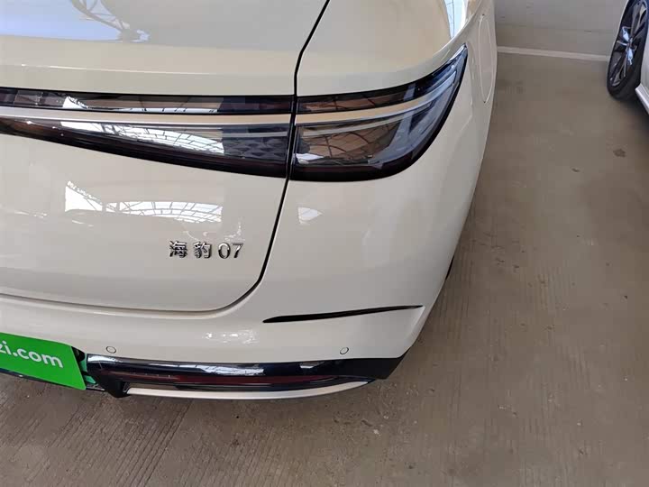 BYD Seal 07 DM-i Hybrid 2025 2025款 DM-i 1.5L 70km 精英型