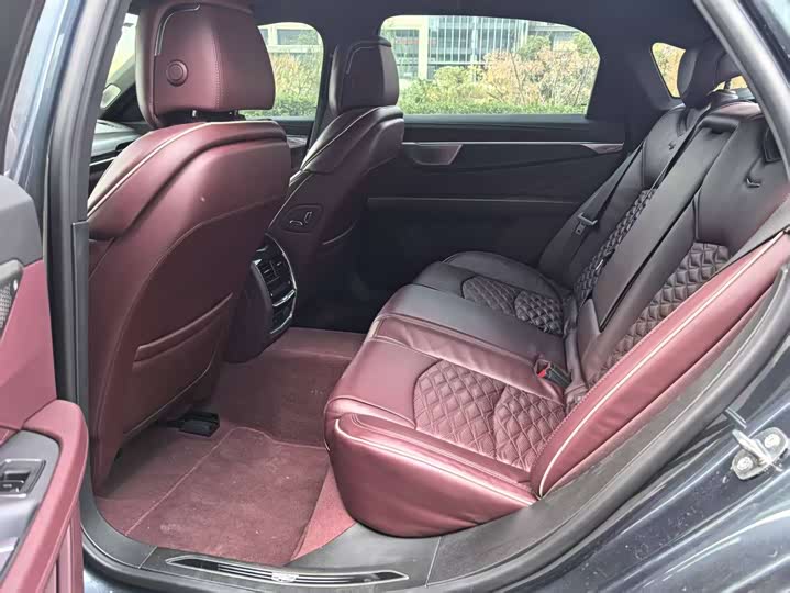 Cadillac CT6 2023 2023款 28T 铂金型