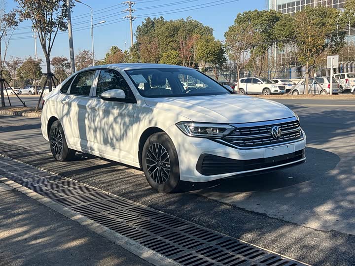 Volkswagen Sagitar L 2025 2025款 200TSI DSG飞越版