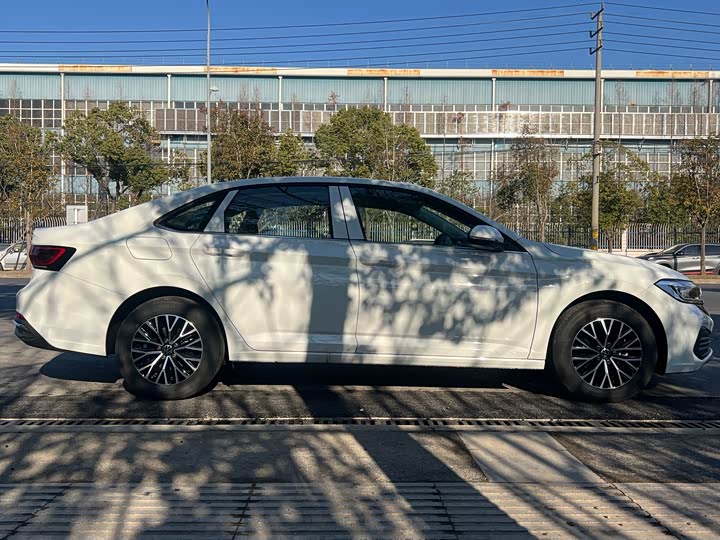 Volkswagen Sagitar L 2025 2025款 200TSI DSG飞越版