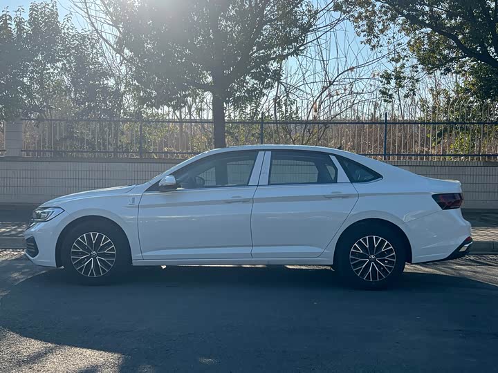 Volkswagen Sagitar L 2025 2025款 200TSI DSG飞越版