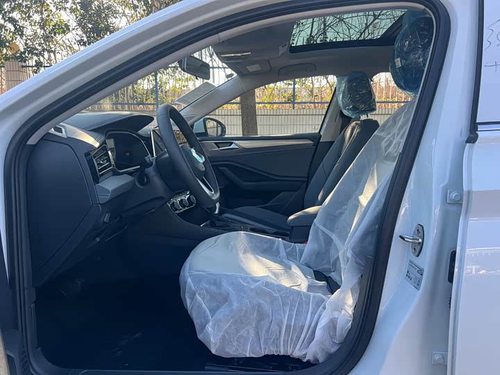 Volkswagen Sagitar L 2025 2025款 200TSI DSG飞越版