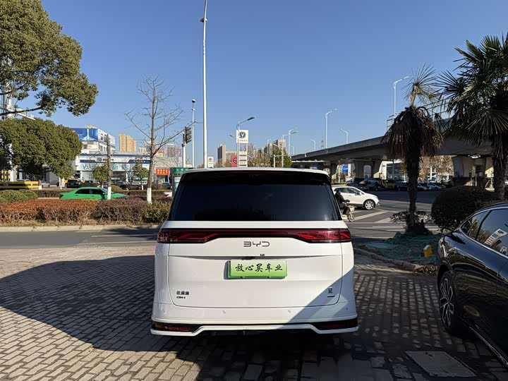 BYD Xia 2025 2025款 DM-i 1.5T 180km 超越型