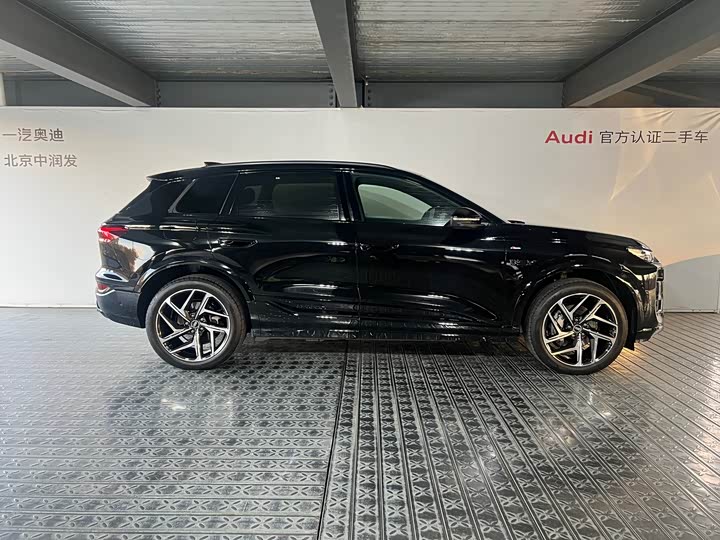 Audi Q6L e-tron 2026 2026款 首发领航版