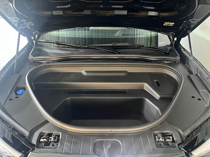 Audi Q6L e-tron 2026 2026款 首发领航版