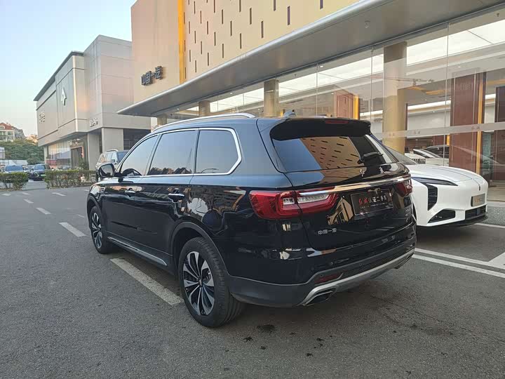 Hongqi HS7 2022 2022款 2.0T DCT两驱智联旗享版 五座