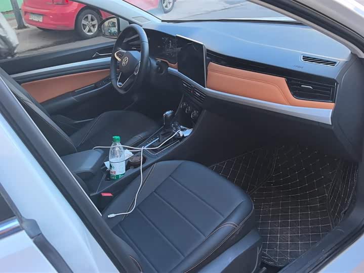 Volkswagen Bora 2025 2025款 改款 200TSI DSG悦行导航版