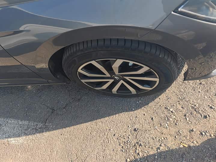 Jetta VA7 2025 2025款 1.4T 先到先得版