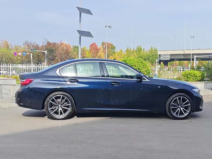 BMW 3 Series 2025 2025款 325i M运动套装