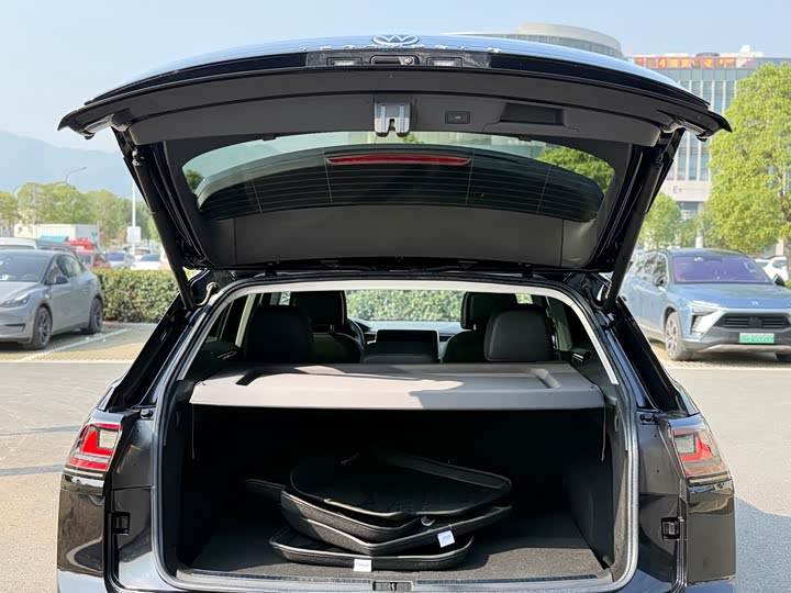 Volkswagen Teramont X 2024 2024款 途昂X 380TSI 四驱尊崇旗舰版