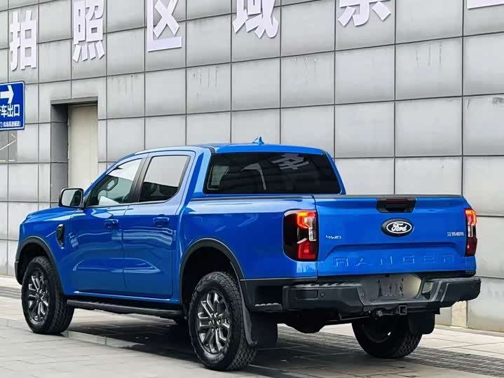 Ford Ranger 2023 2023款 探迹四驱自动越野版 柴油