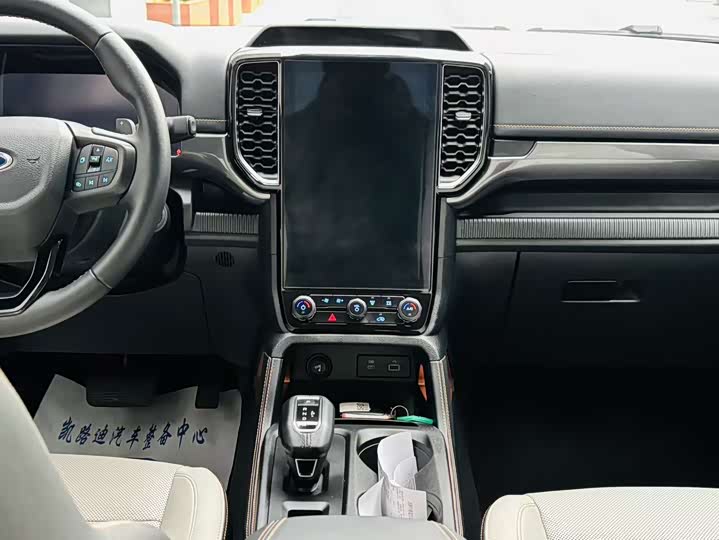 Ford Ranger 2023 2023款 探迹四驱自动越野版 柴油