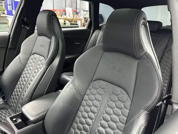 Audi RS 4 2021 2021款 RS4 Avant 暗金版