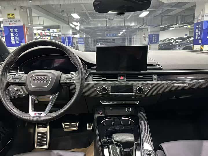 Audi RS 4 2021 2021款 RS4 Avant 暗金版