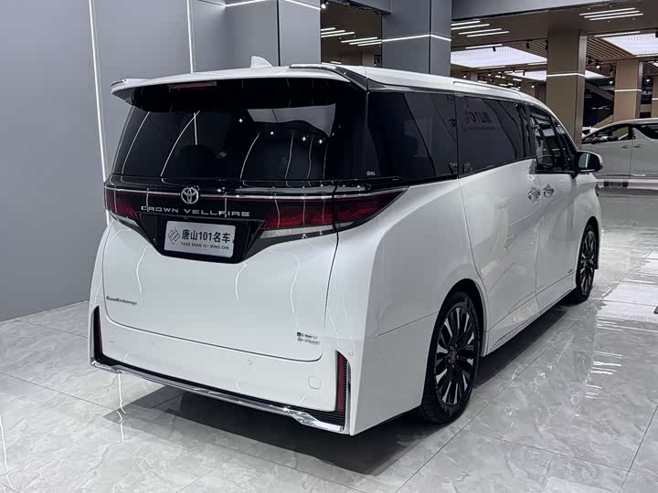 Toyota Vellfire 2024 2024款 皇冠 双擎 2.5L 至尊行政版