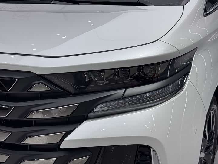 Toyota Vellfire 2024 2024款 皇冠 双擎 2.5L 至尊行政版