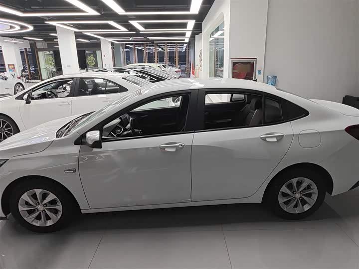 Chevrolet Onix (Cavalier) 2022 2022款 325T 自动欣悦版