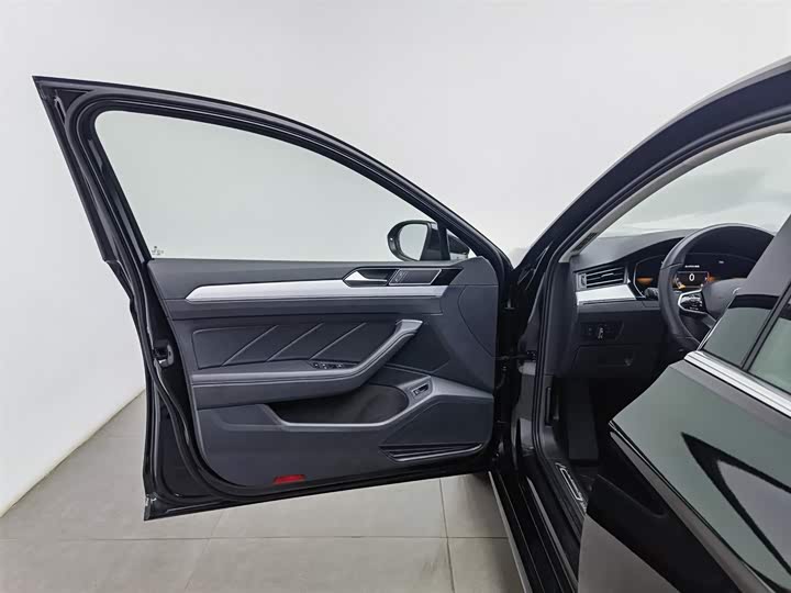 Volkswagen Magotan 2025 2025款 众享款 280TSI DSG舒适型