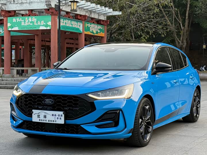 Ford Focus 2022 2022款 两厢 EcoBoost 180 自动S版