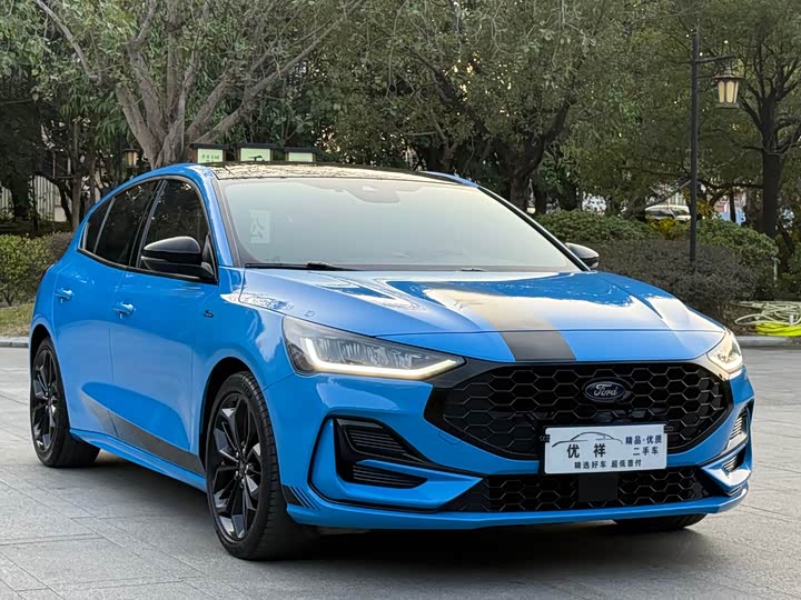Ford Focus 2022 2022款 两厢 EcoBoost 180 自动S版