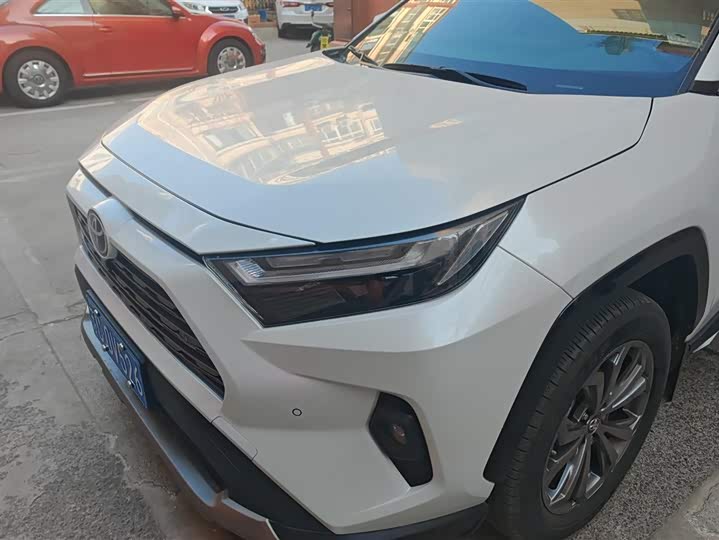 Toyota RAV4 2024 2024款 2.0L CVT两驱风尚Plus版