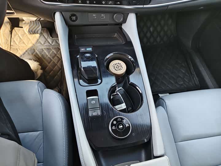 Nissan X-Trail 2023 2023款 e-POWER 超混双电机四驱豪华版