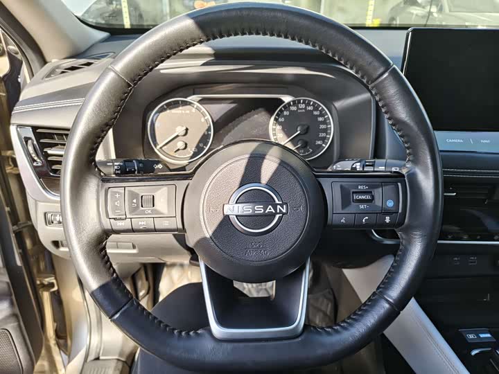 Nissan X-Trail 2023 2023款 e-POWER 超混双电机四驱豪华版