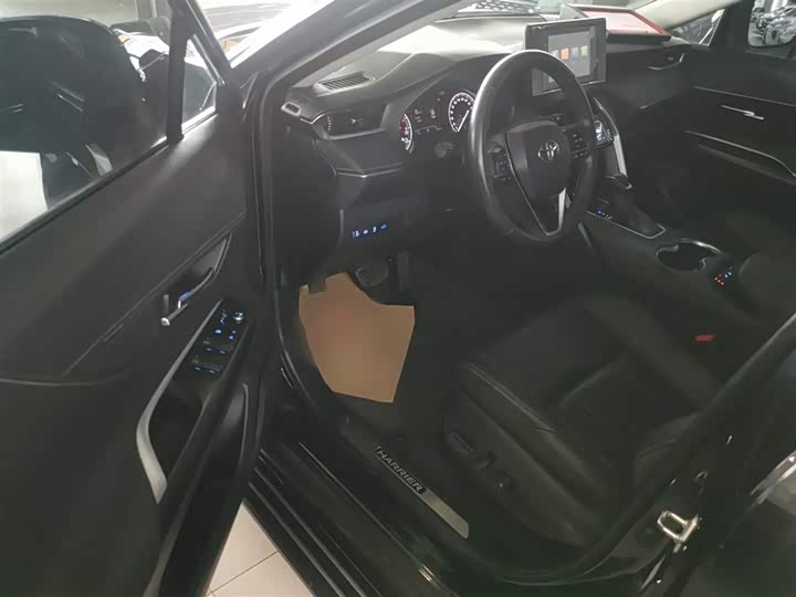 Toyota Harrier 2022 2022款 2.0L CVT两驱豪华版