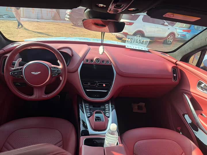 Aston Martin DBX 2022 2022款 4.0T V8