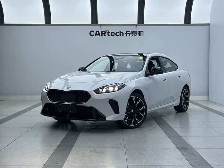 BMW 2 Series 2025 2025款 225L M运动曜夜套装