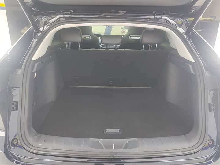 Changan UNI-K Hybrid 2022 2022款 蓝鲸iDD 130km 1.5T 尊贵型