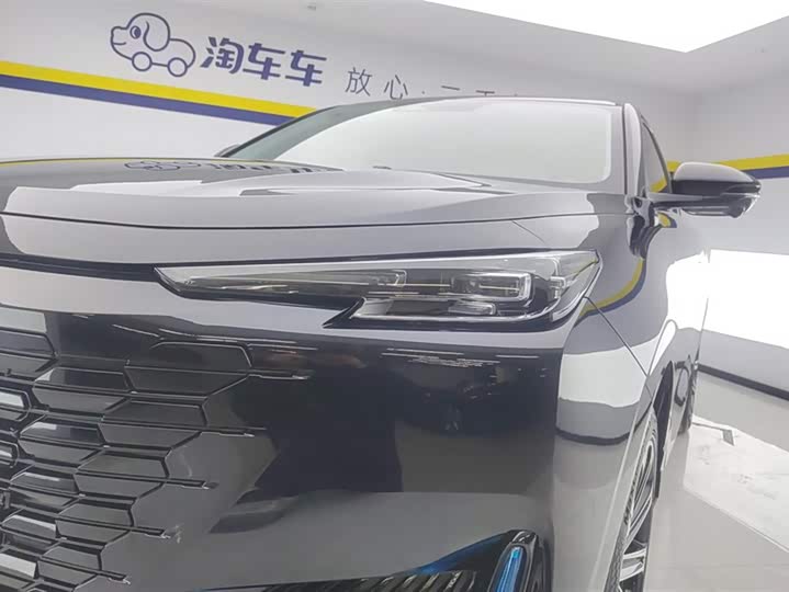 Changan UNI-K Hybrid 2022 2022款 蓝鲸iDD 130km 1.5T 尊贵型