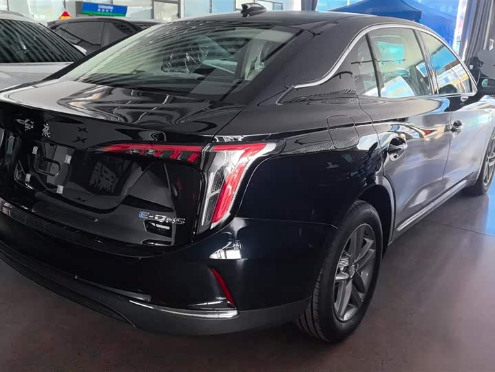 Hongqi E-QM5 2025 2025款 500km 出行版