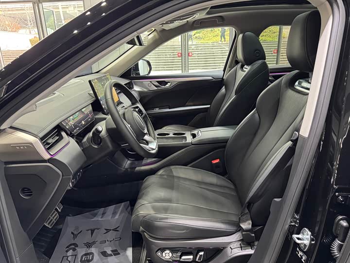 Wey Mocca Hybrid 2024 2024款 Hi4 四驱长续航版