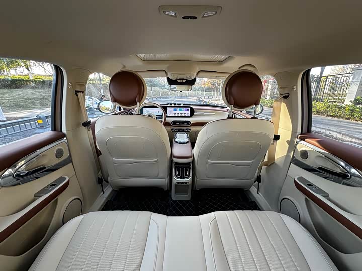 Ora Ballet Cat 2022 2022款 401km 胡桃夹子版