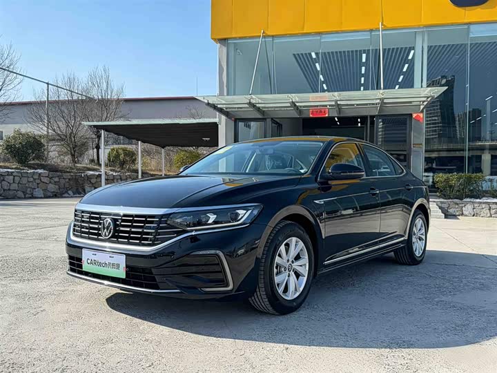 Volkswagen Passat Hybrid 2025 2025款 430PHEV 混动商务版