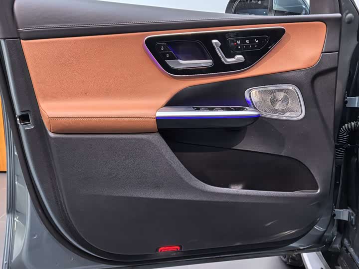 Mercedes-Benz GLC-Class 2025 2025款 GLC 300 L 4MATIC 豪华型 5座