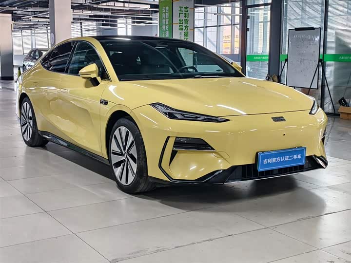 Geely Galaxy E8 2024 2024款 665km 后驱星舰 远航版