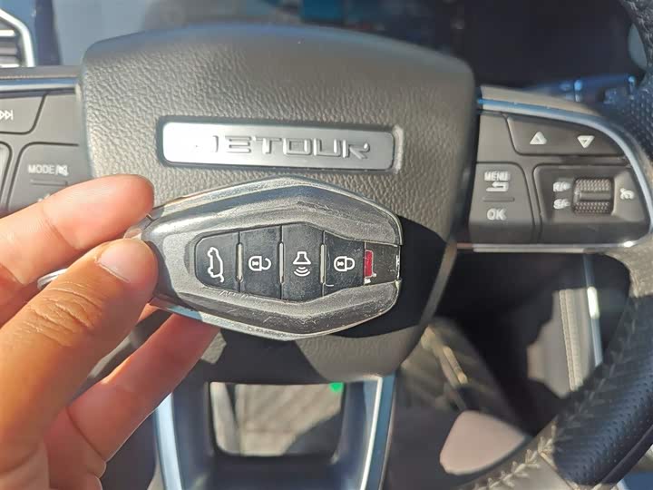 Jetour X95 2022 2022款 1.6T DCT酋长版 7座